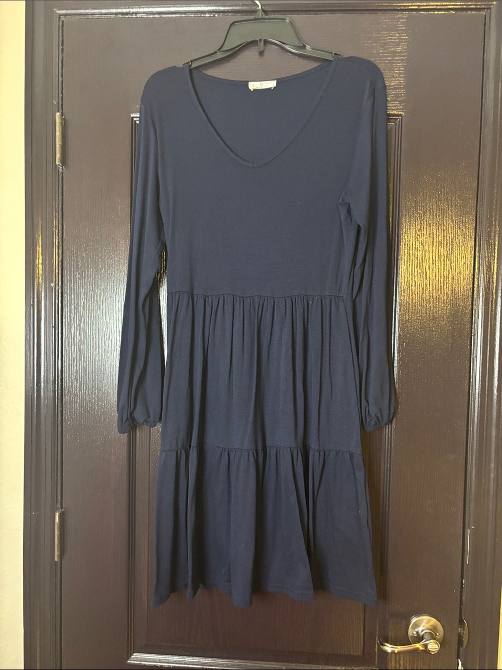 Women's Navy Long-Sleeve Tiered V-Neck Dress